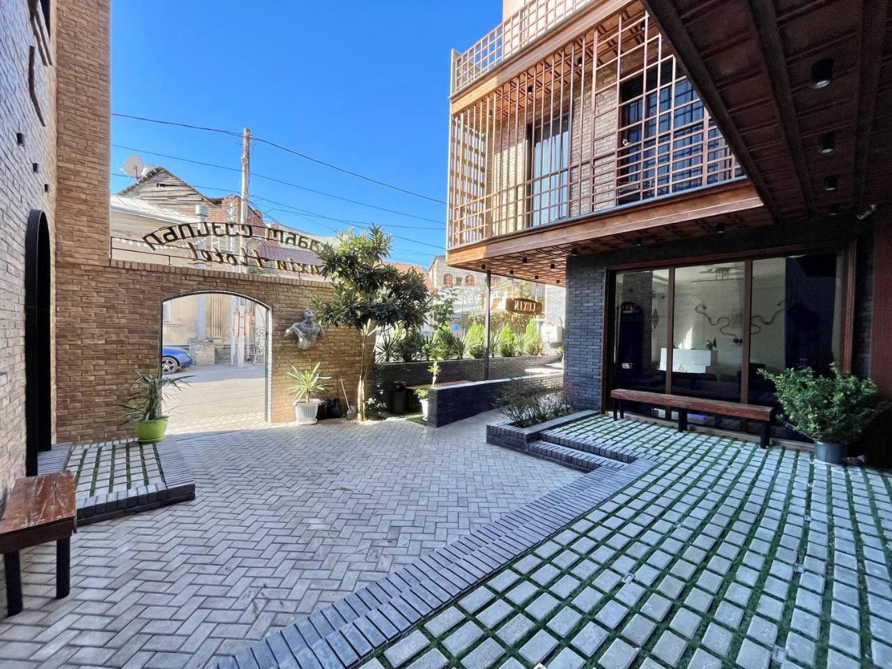 فندق Luxin تبليسي المظهر الخارجي الصورة